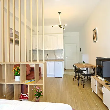 Sea Apartment *